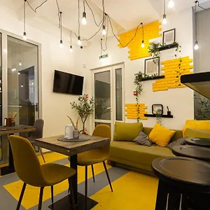 Hotel apartamentowy Stories Hub