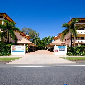 Plaza 4* Cairns